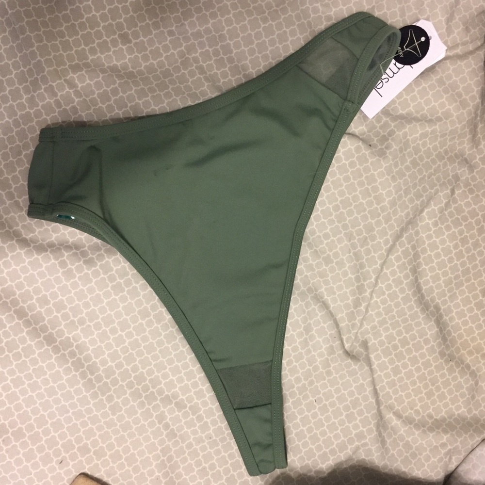 Bikini bottoms - Picture 2 of 2